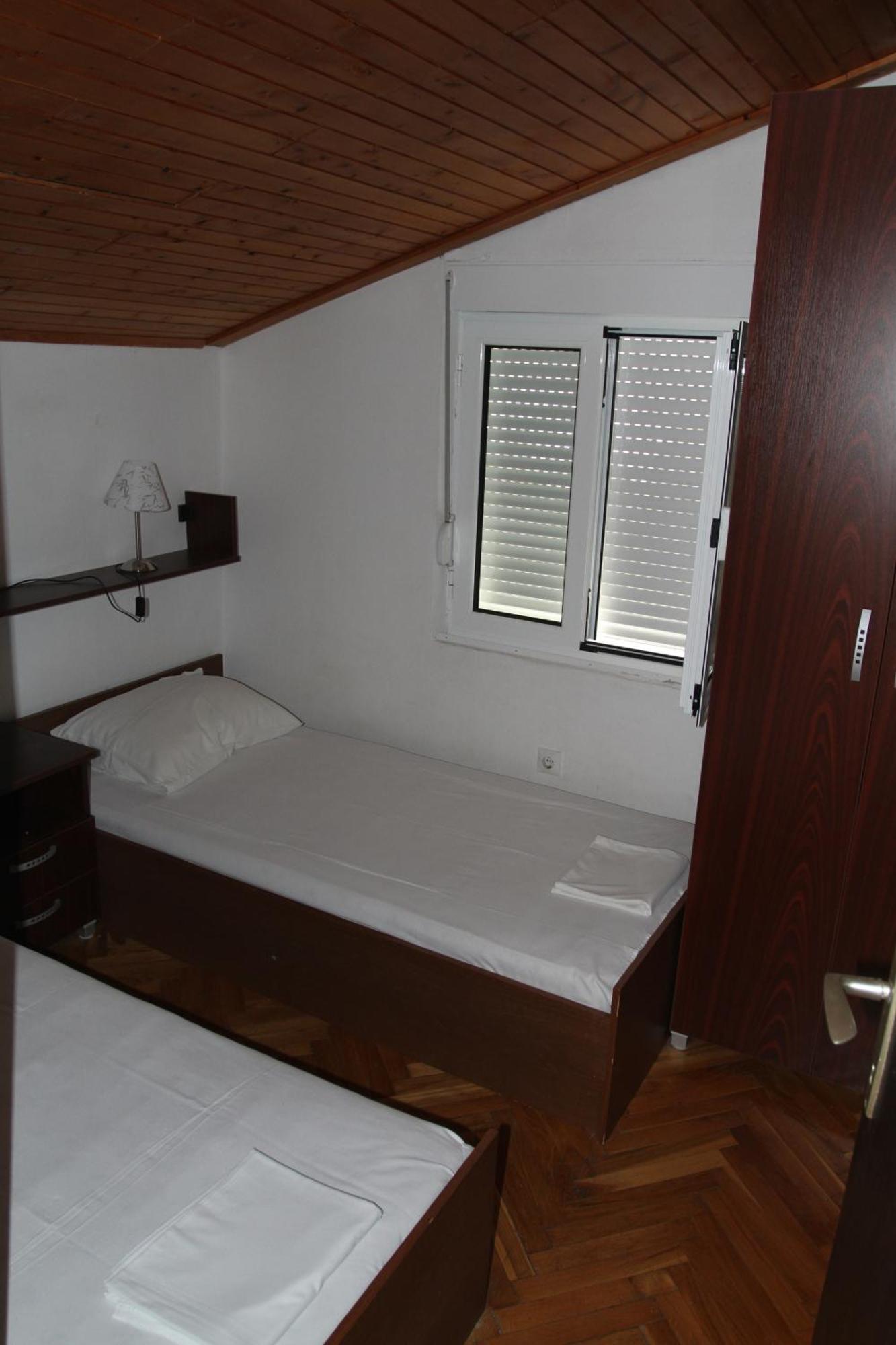 Apartments Popovic Petrovac Εξωτερικό φωτογραφία