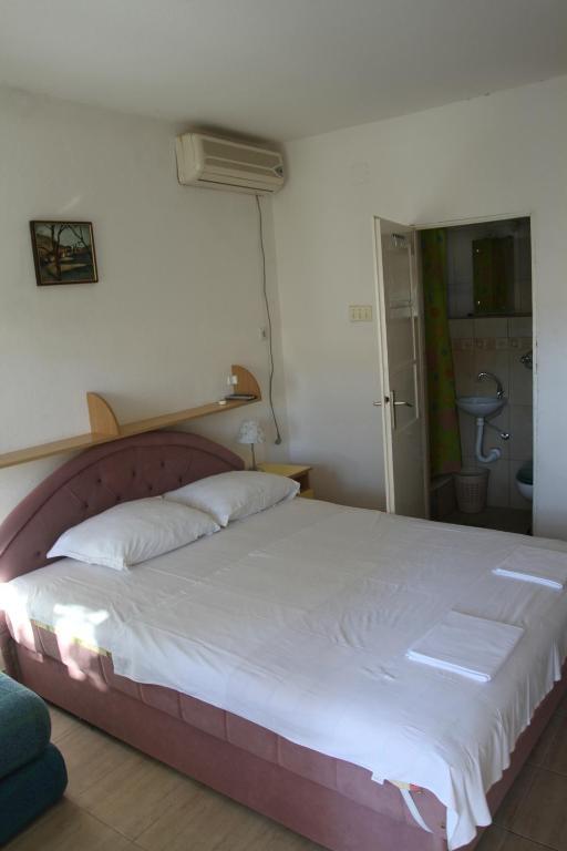 Apartments Popovic Petrovac Δωμάτιο φωτογραφία